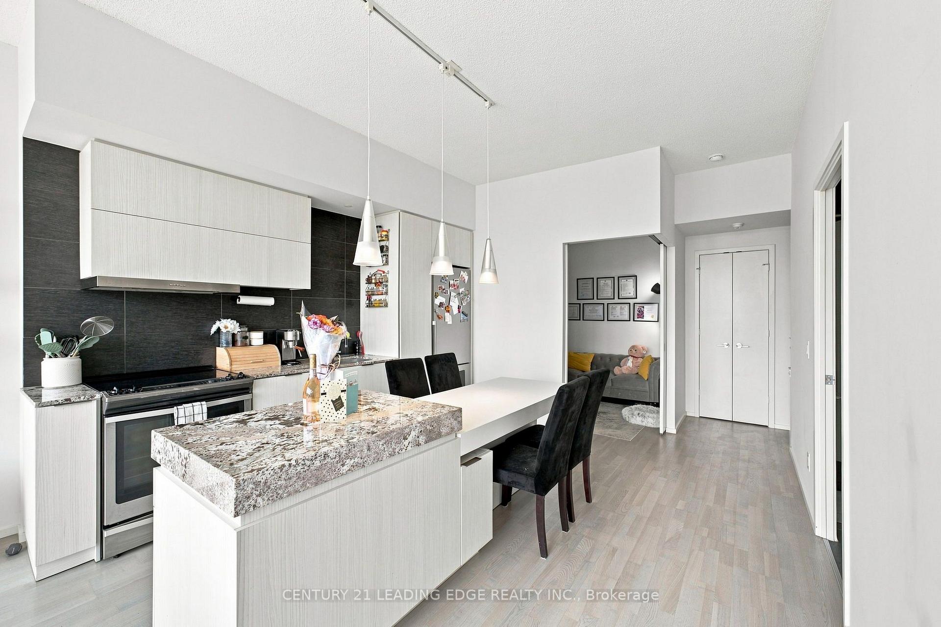 Photo 5 of Unit 2203, 101 Charles Street E, Toronto, Church-Yonge Corridor — HOMEH