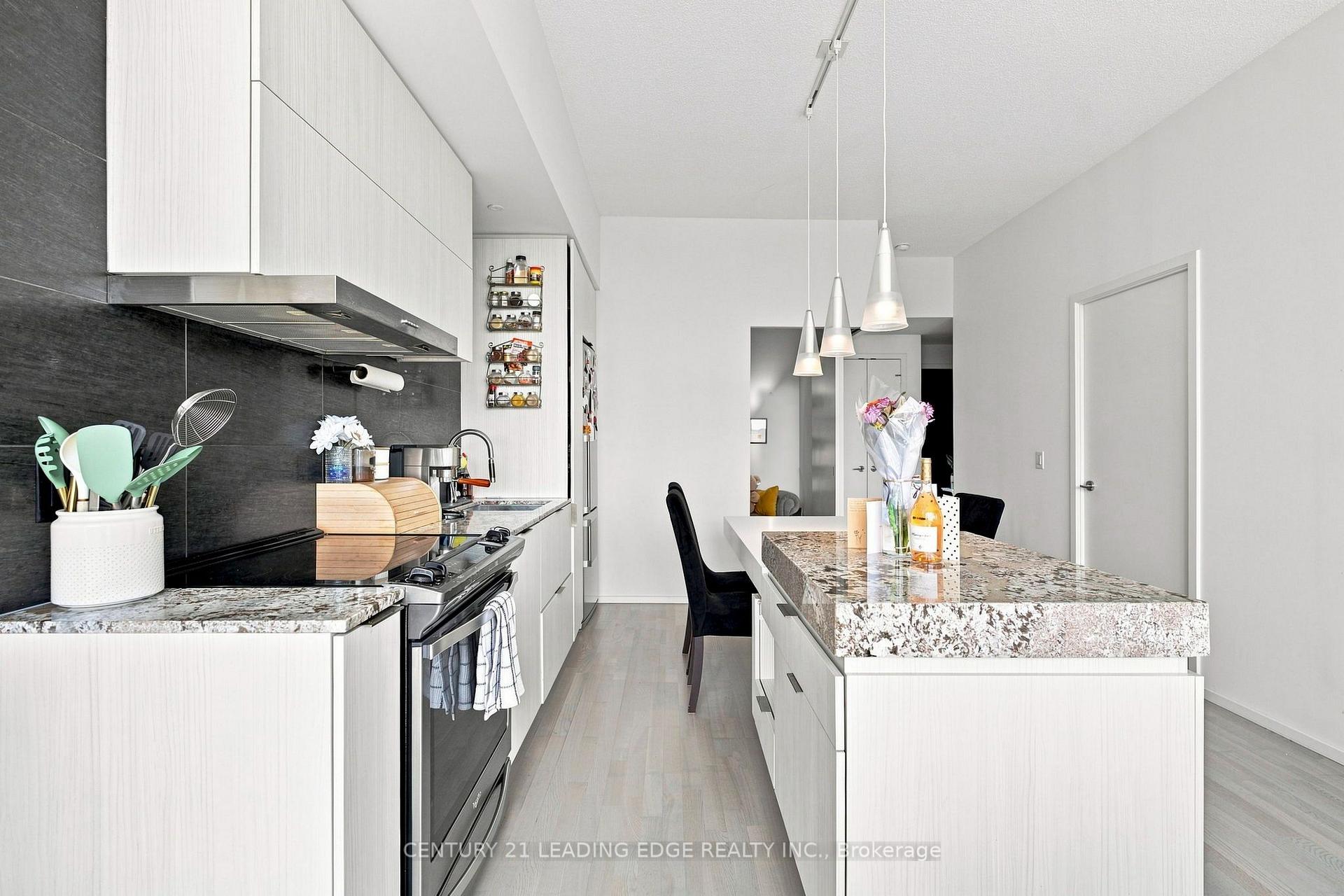 Photo 6 of Unit 2203, 101 Charles Street E, Toronto, Church-Yonge Corridor — HOMEH