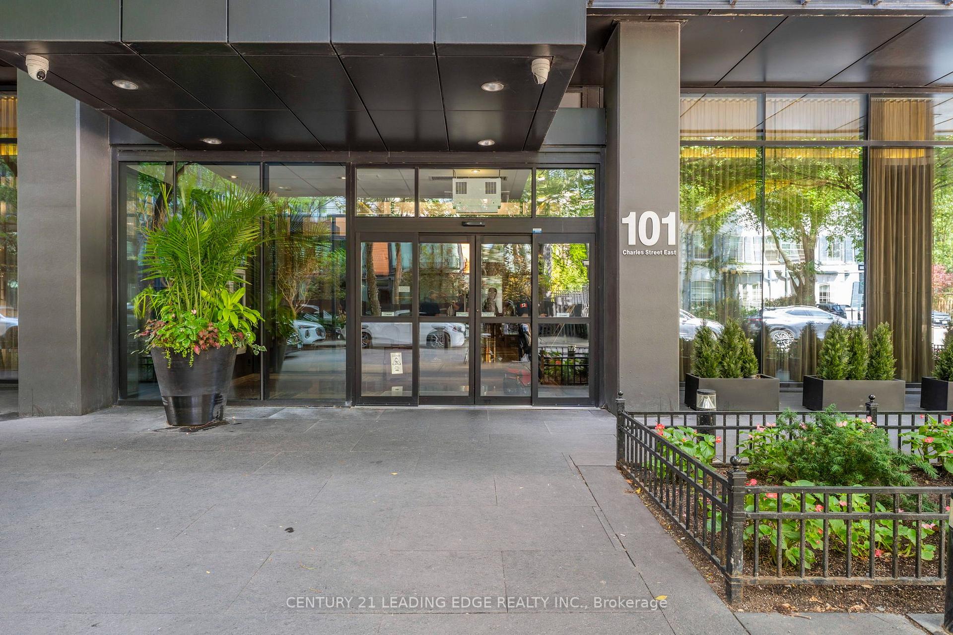 Photo 22 of Unit 2203, 101 Charles Street E, Toronto, Church-Yonge Corridor — HOMEH