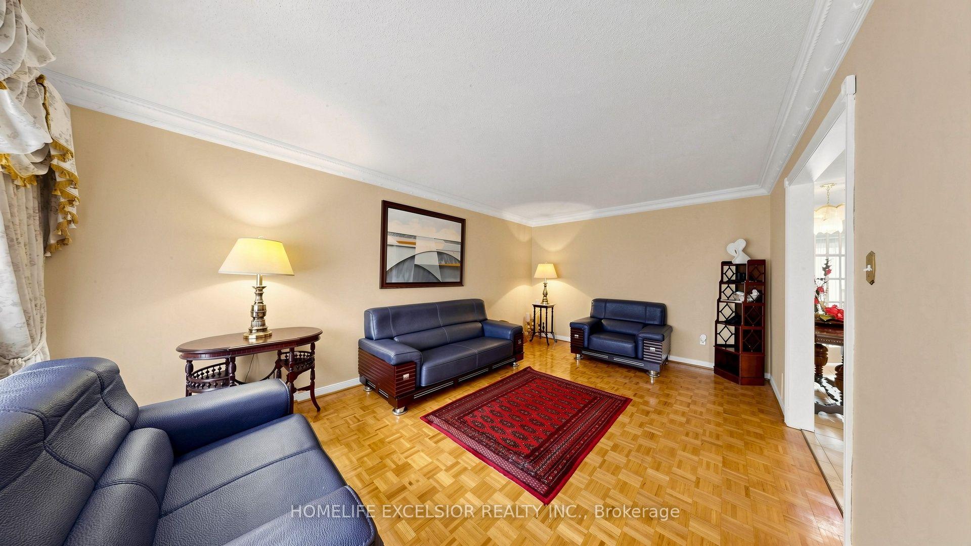 Photo 6 of 190 Raymerville Drive, Markham, Raymerville — HOMEH