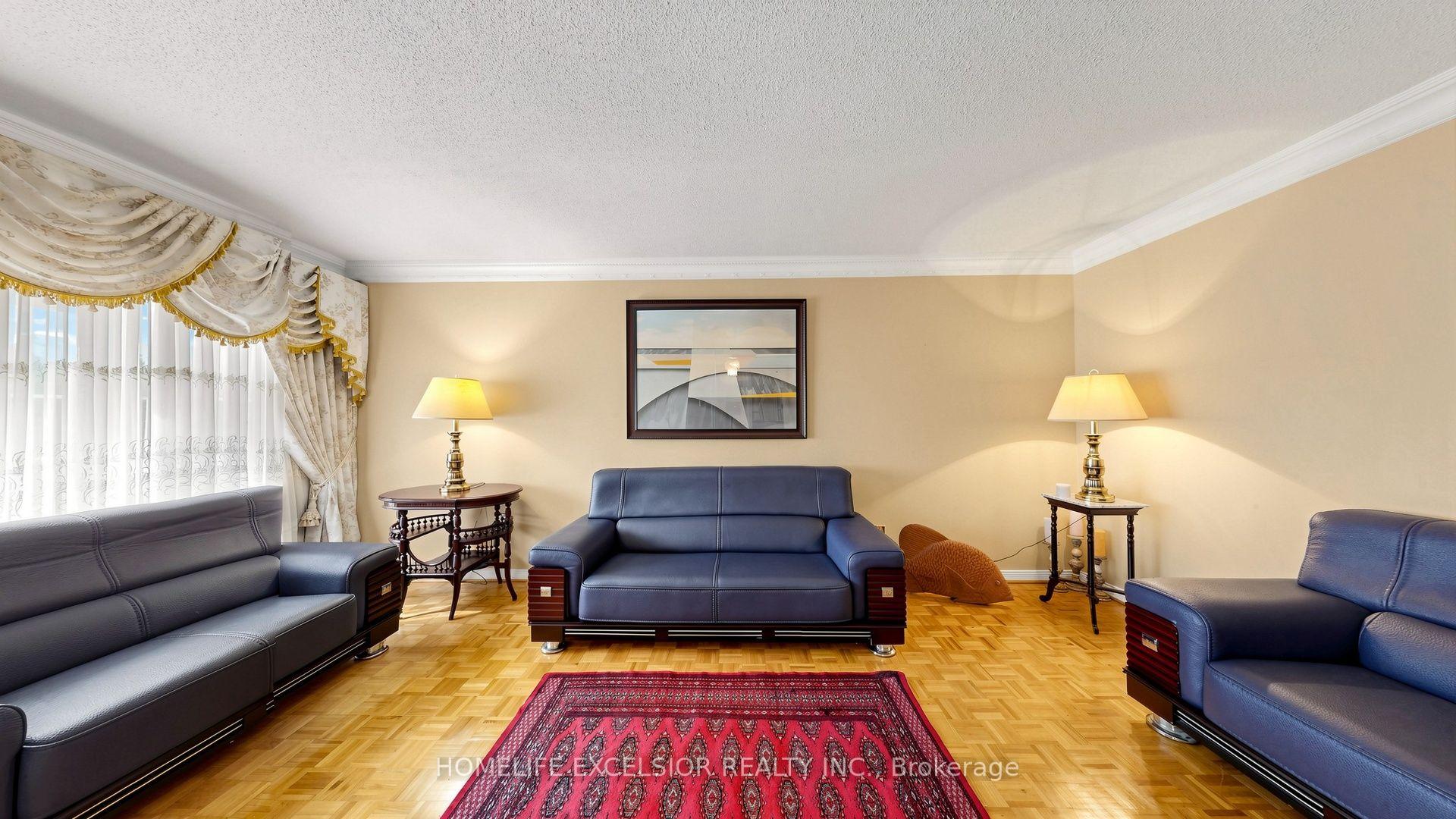 Photo 8 of 190 Raymerville Drive, Markham, Raymerville — HOMEH