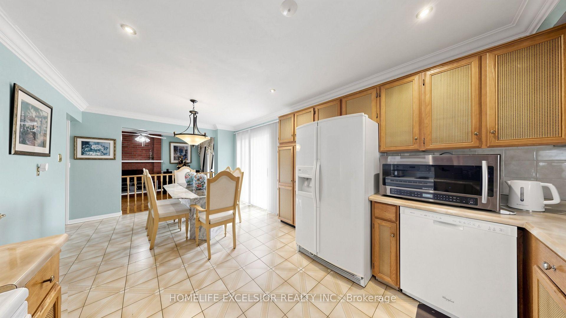 Photo 21 of 190 Raymerville Drive, Markham, Raymerville — HOMEH