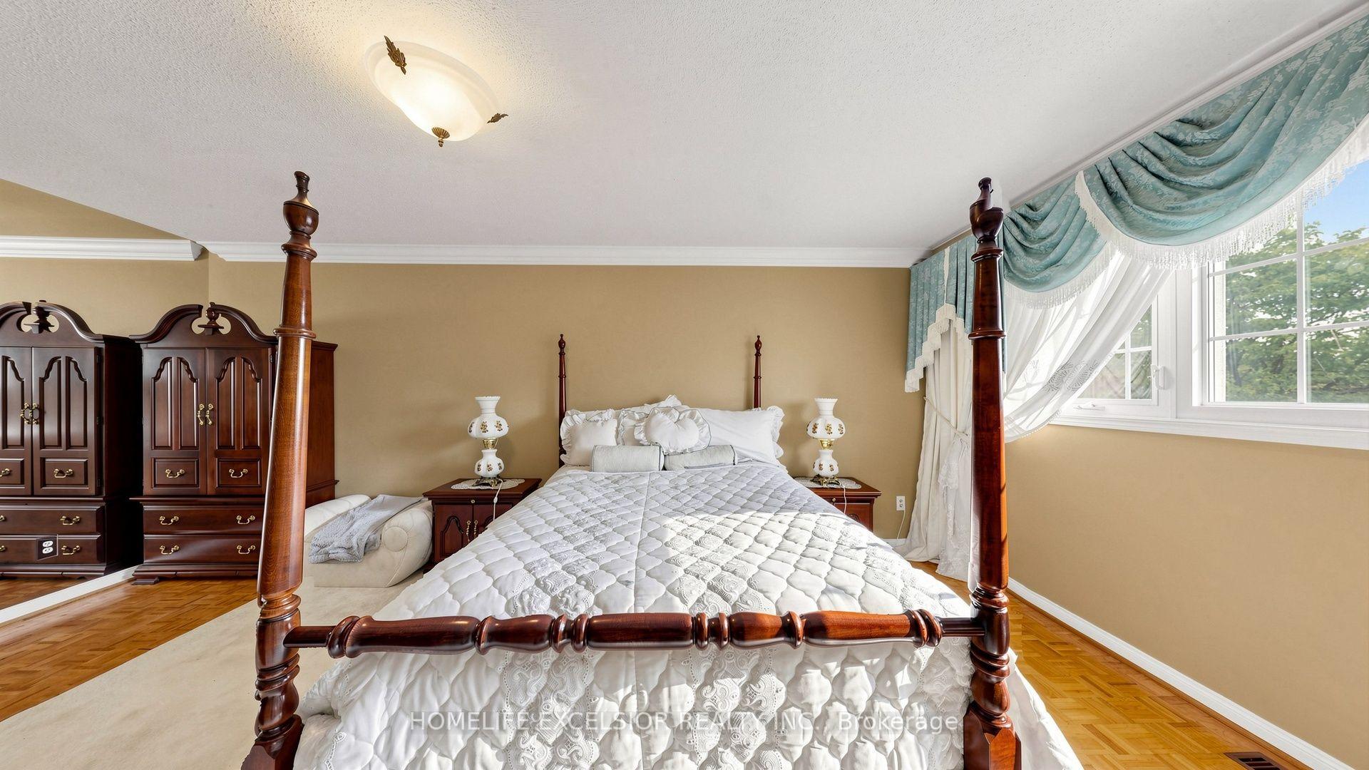 Photo 25 of 190 Raymerville Drive, Markham, Raymerville — HOMEH