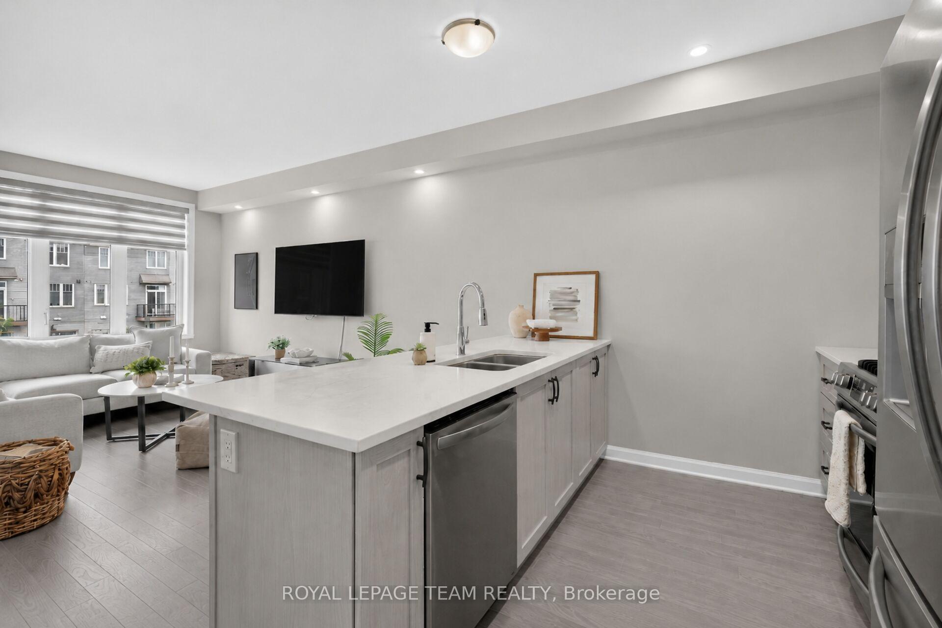 Photo 15 of 70 Cordage Street, Ottawa, Avalon East — HOMEH