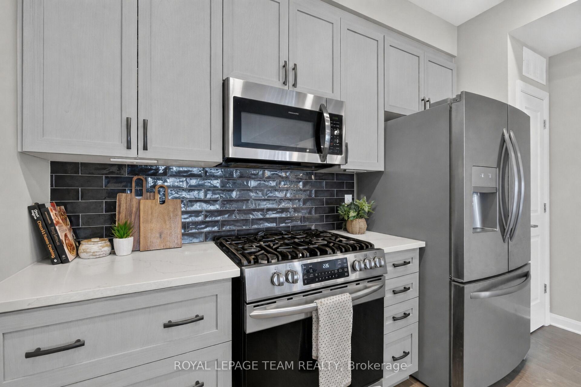 Photo 17 of 70 Cordage Street, Ottawa, Avalon East — HOMEH
