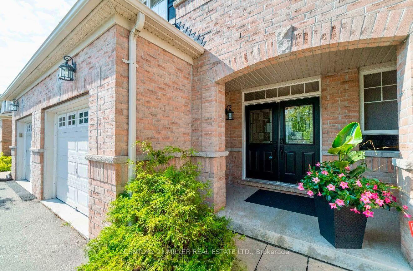Photo 2 of Unit 14, 3275 Stalybridge Drive, Oakville, Bronte Creek — HOMEH