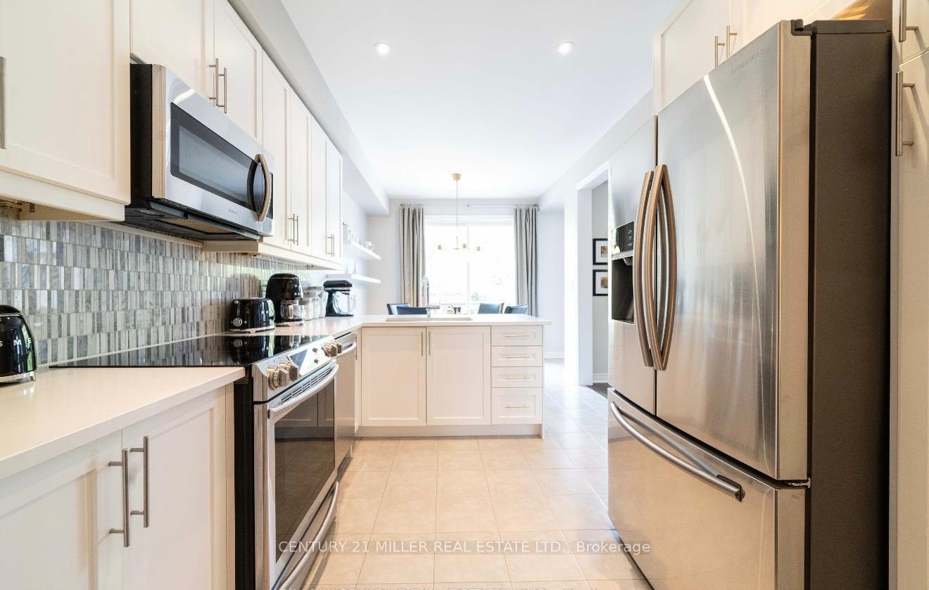 Photo 12 of Unit 14, 3275 Stalybridge Drive, Oakville, Bronte Creek — HOMEH