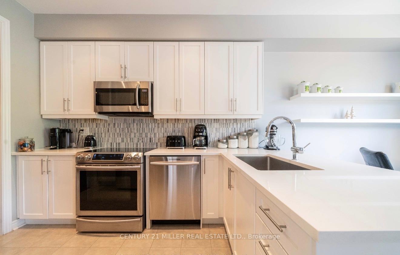 Photo 13 of Unit 14, 3275 Stalybridge Drive, Oakville, Bronte Creek — HOMEH