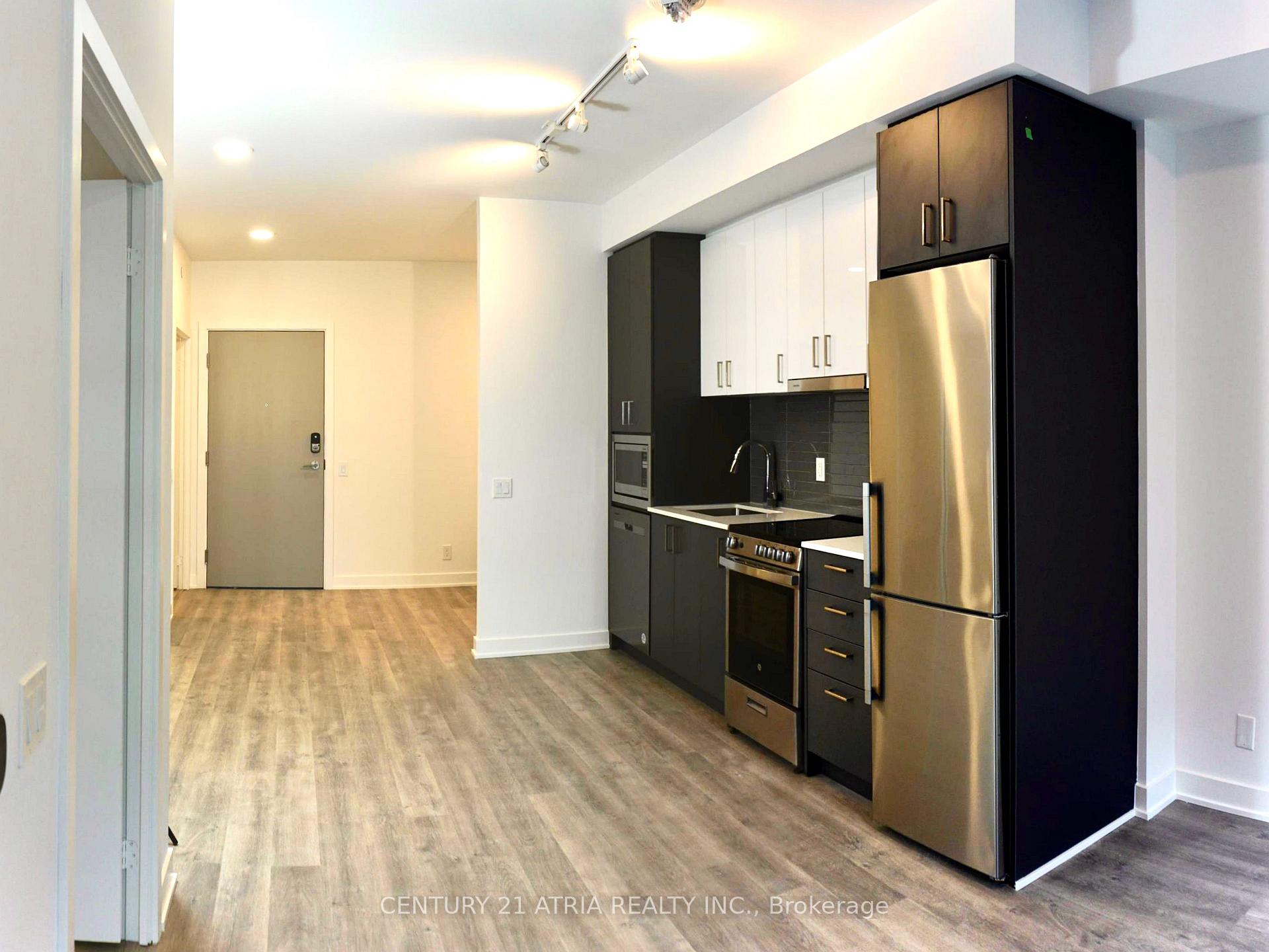 Photo of Unit 619A, 30 Upper Mall Way