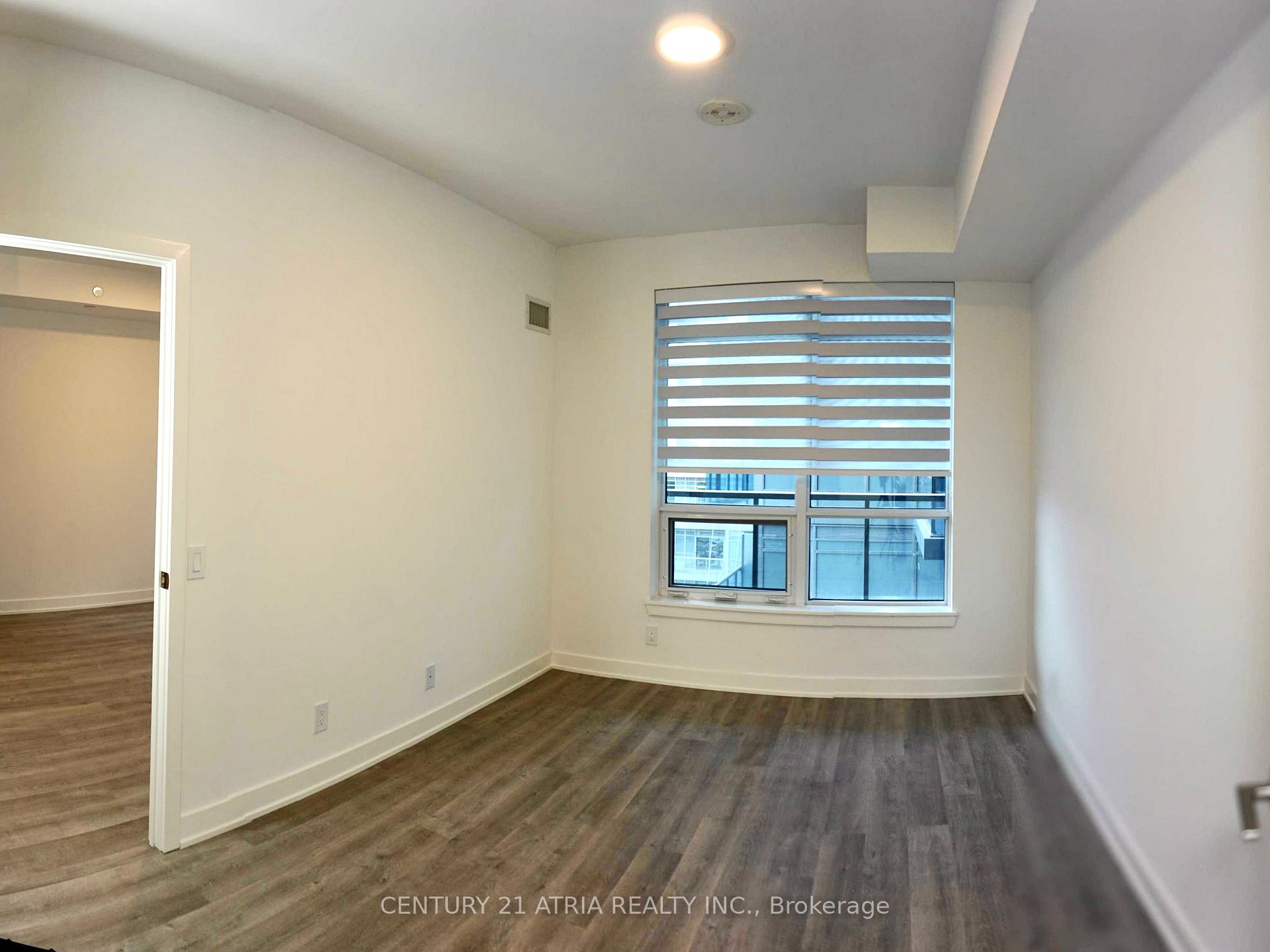 Photo 4 of Unit 619A, 30 Upper Mall Way, Vaughan, Brownridge — HOMEH