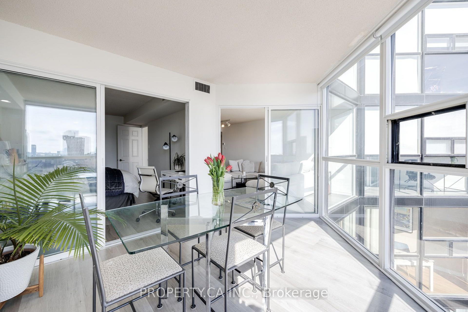 Photo 21 of Unit 813, 705 King Street W, Toronto, Niagara — HOMEH