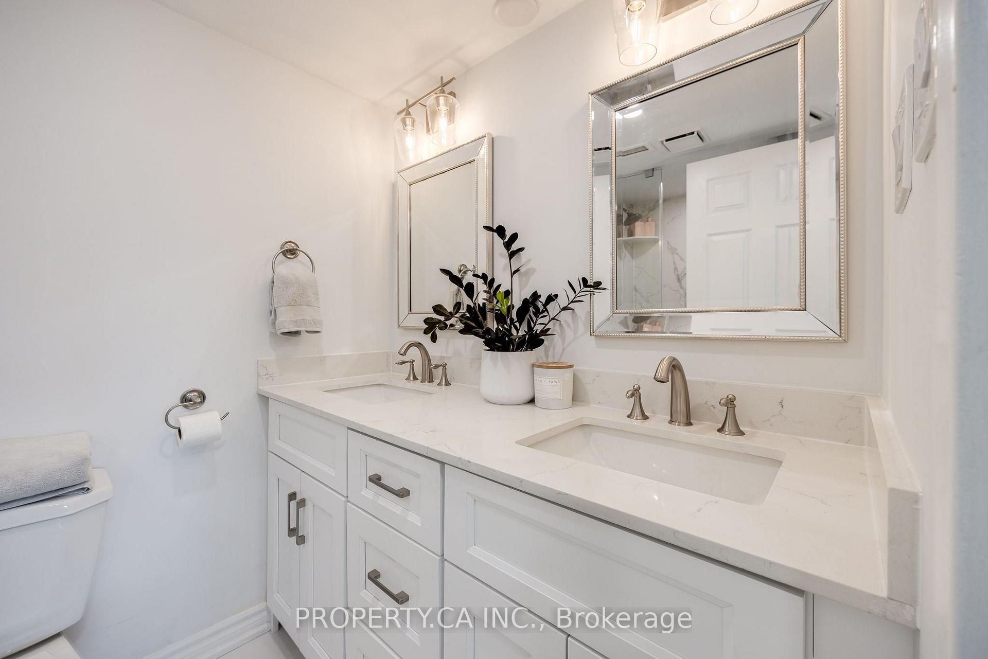 Photo 31 of Unit 813, 705 King Street W, Toronto, Niagara — HOMEH