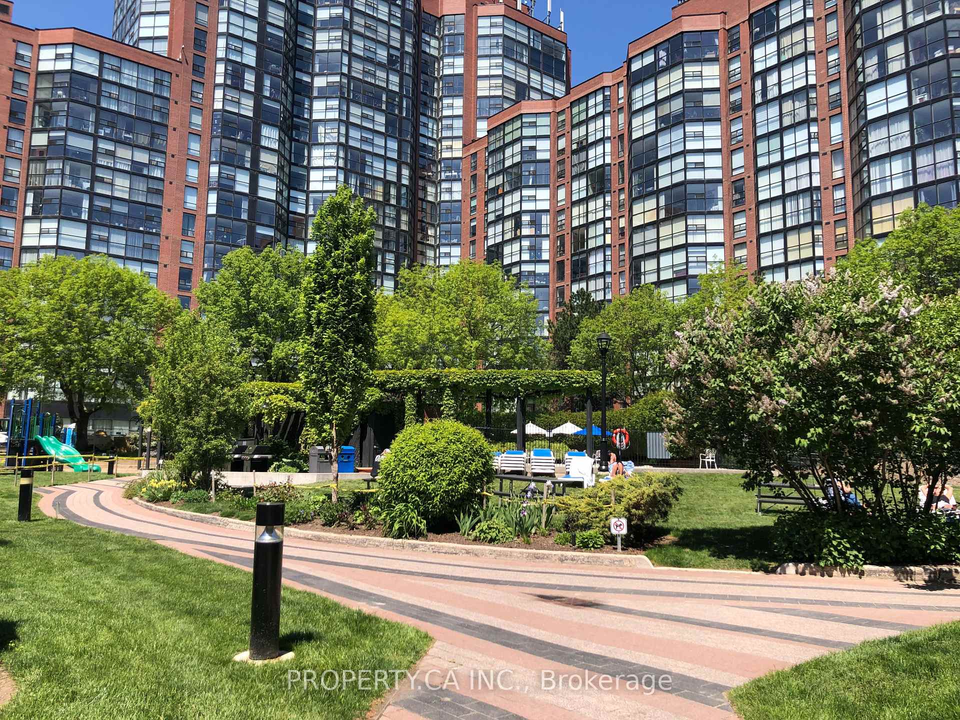 Photo 47 of Unit 813, 705 King Street W, Toronto, Niagara — HOMEH
