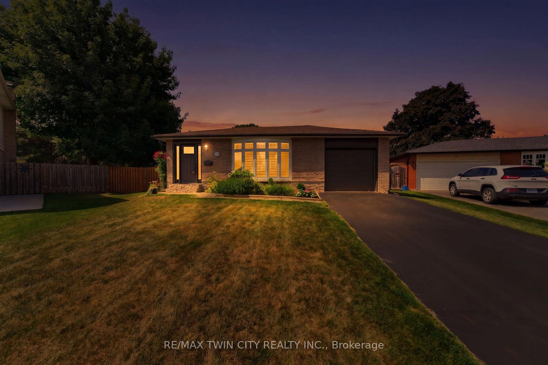 Photo 46 of 20 Clover Court, Brant, Paris — HOMEH