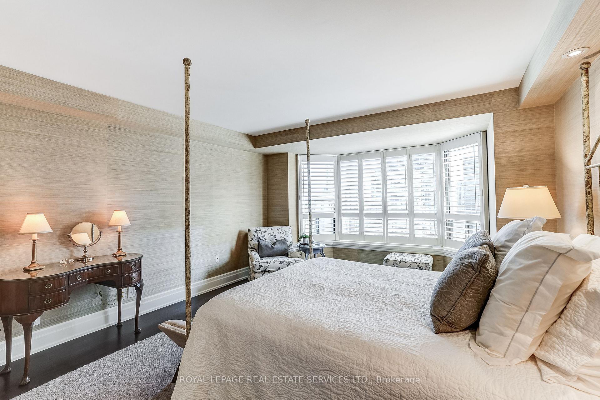 Photo 18 of Unit 1910, 175 Cumberland Estates, Toronto, The Annex — HOMEH