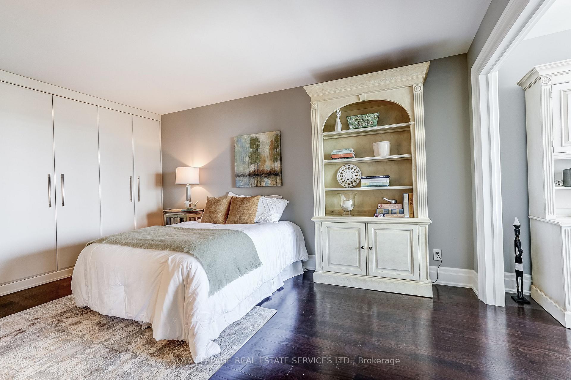 Photo 27 of Unit 1910, 175 Cumberland Estates, Toronto, The Annex — HOMEH
