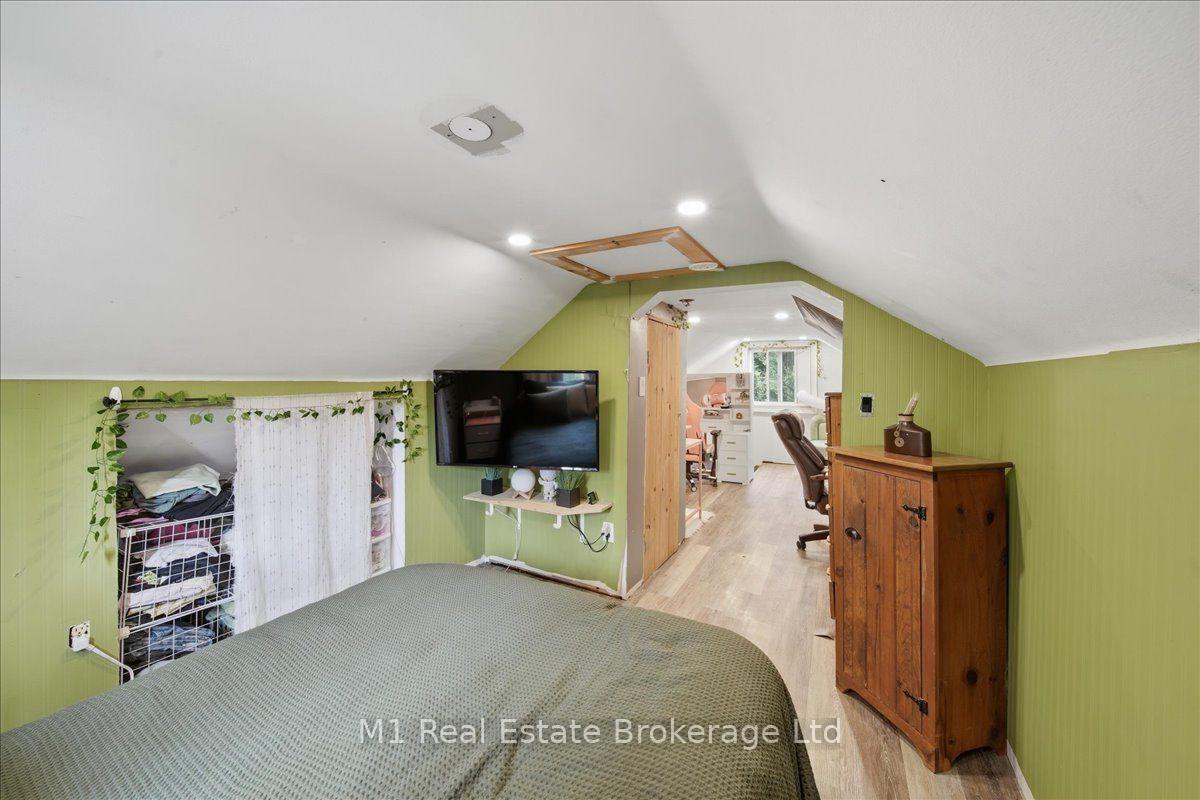 Photo 13 of 18 Wilmott Street, Huntsville — HOMEH