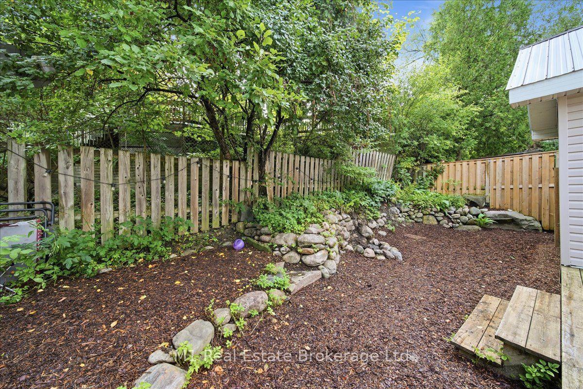 Photo 26 of 18 Wilmott Street, Huntsville — HOMEH