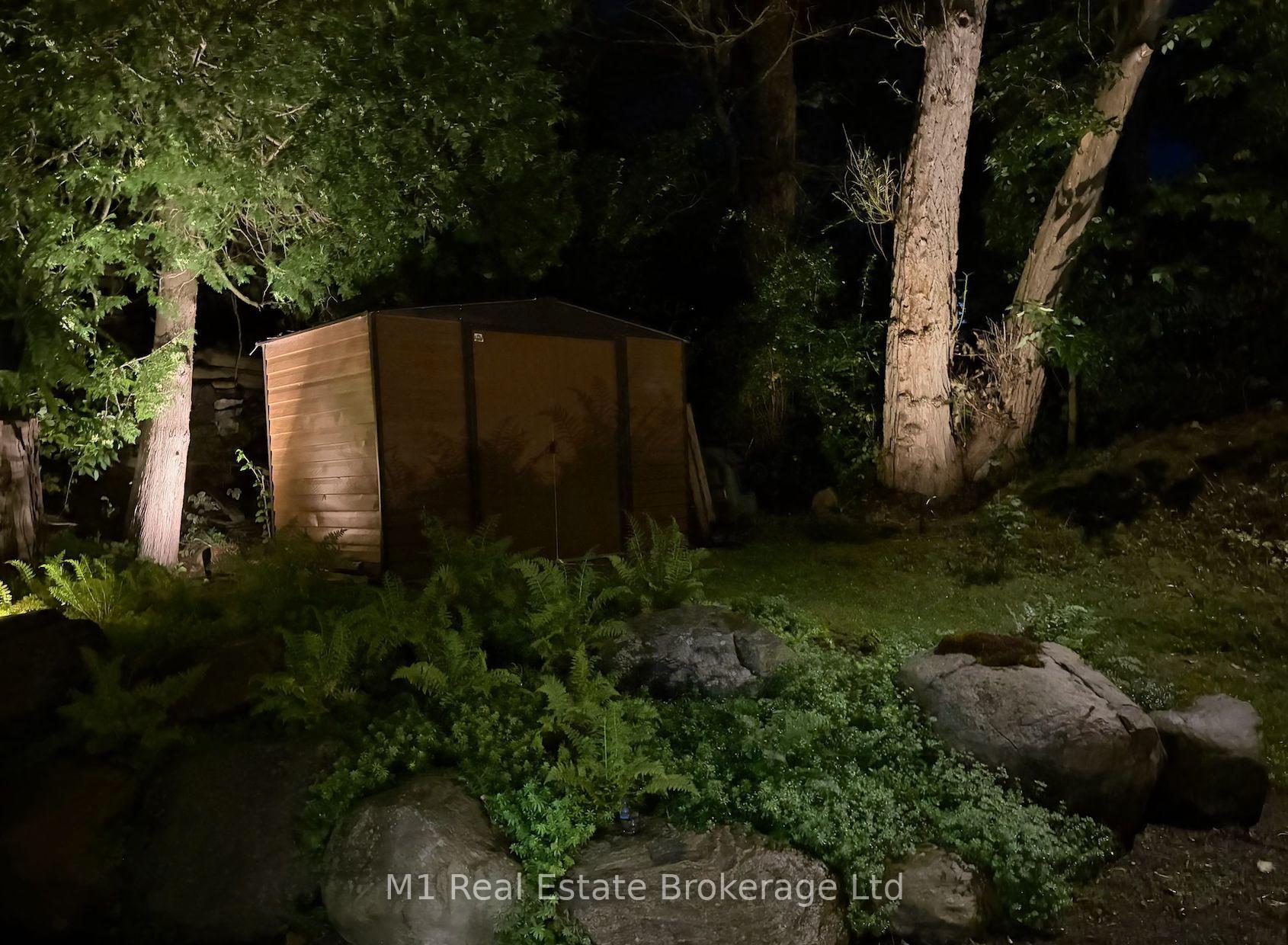 Photo 33 of 18 Wilmott Street, Huntsville — HOMEH