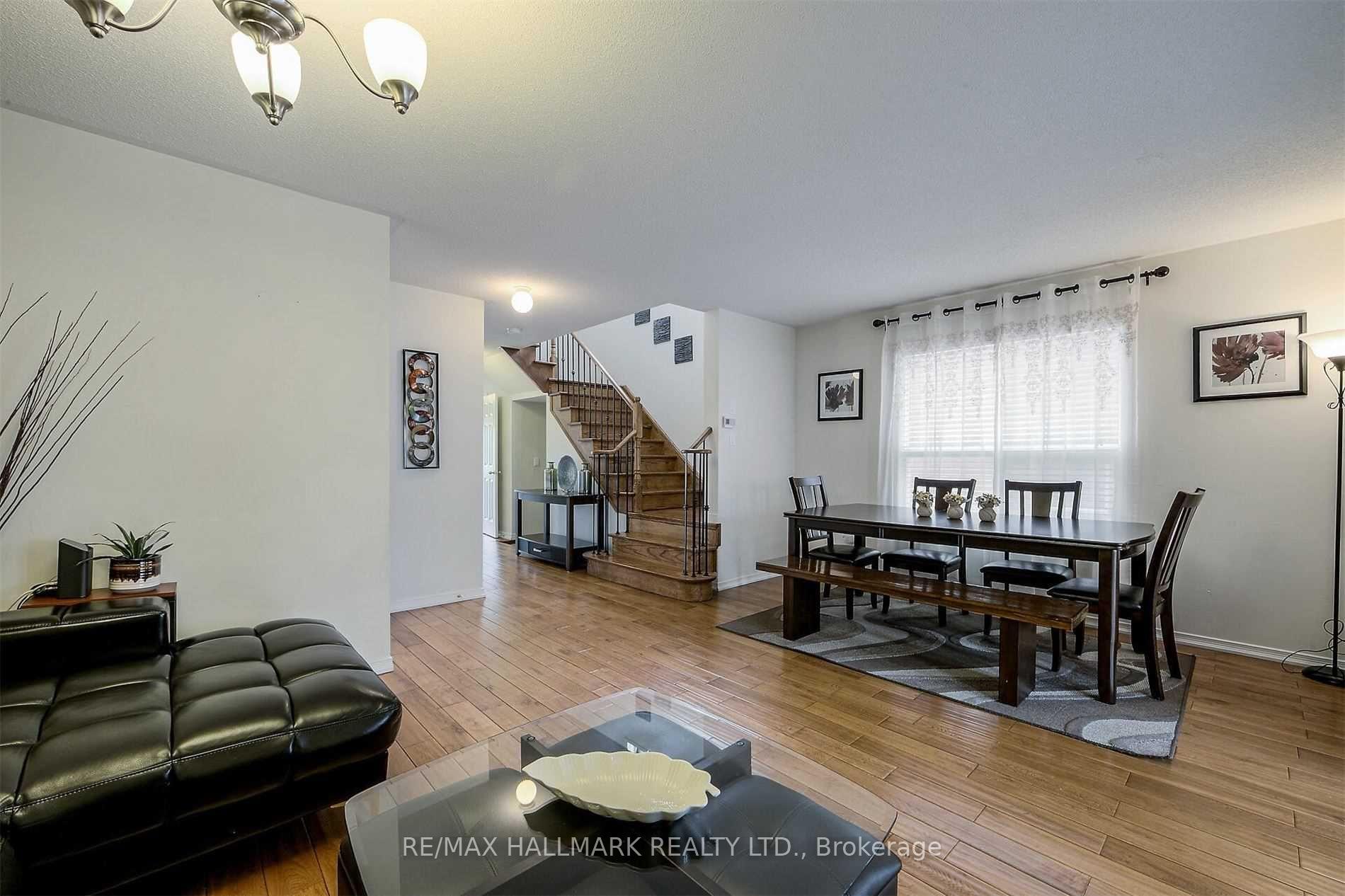 Photo 6 of 309 Golden Orchard Road, Vaughan, Patterson — HOMEH