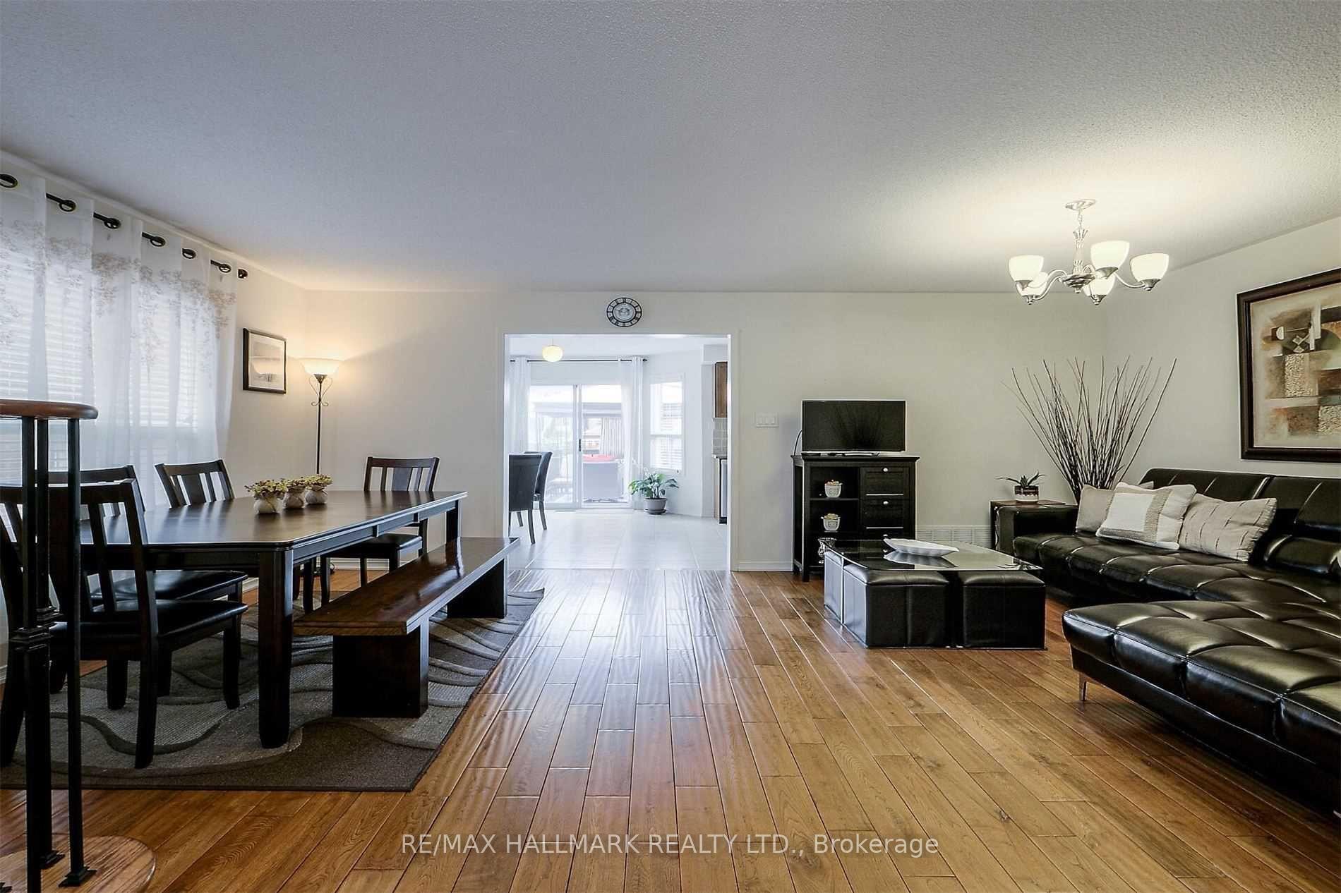 Photo 8 of 309 Golden Orchard Road, Vaughan, Patterson — HOMEH