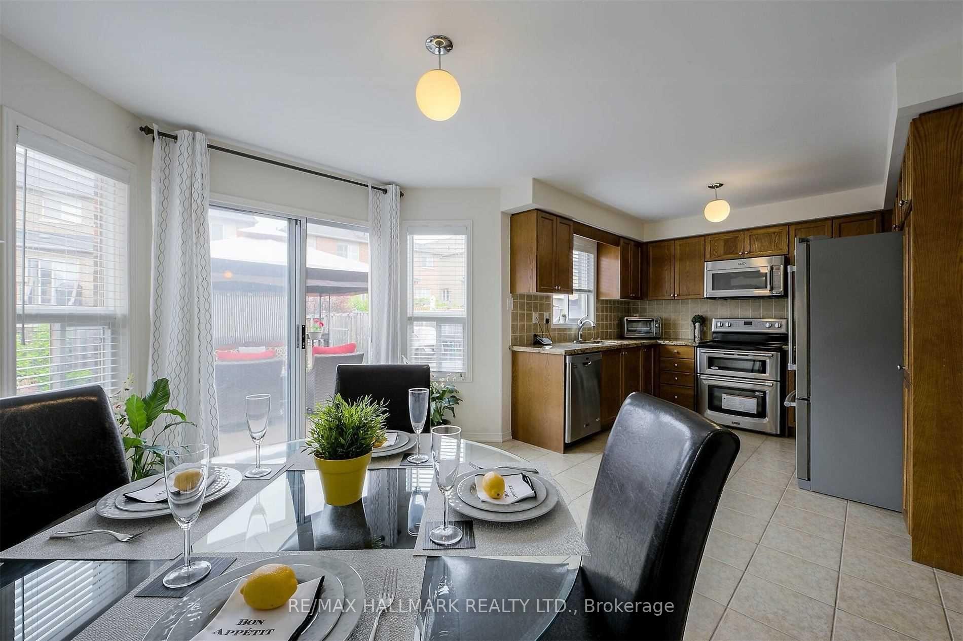 Photo 10 of 309 Golden Orchard Road, Vaughan, Patterson — HOMEH