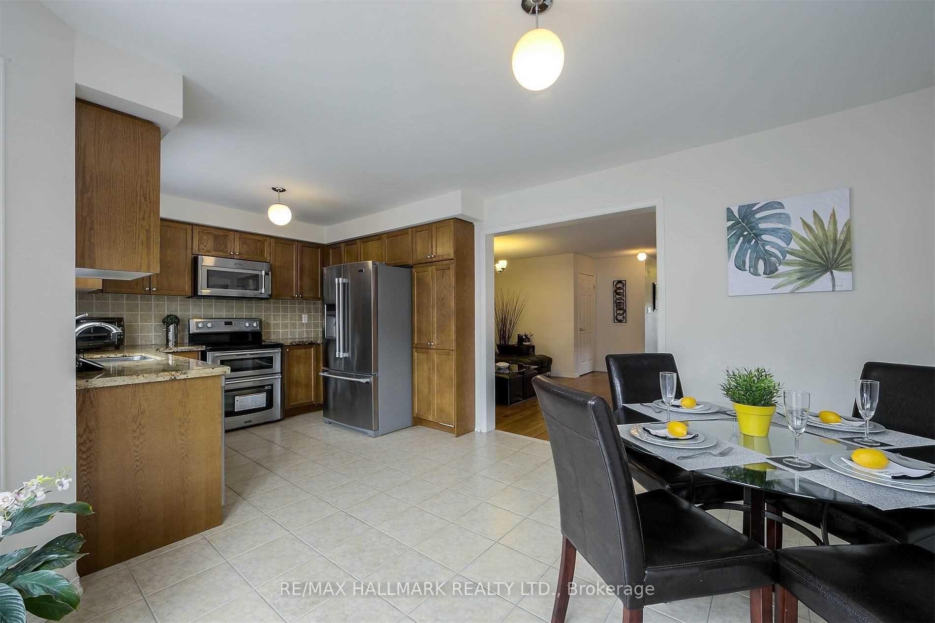 Photo 12 of 309 Golden Orchard Road, Vaughan, Patterson — HOMEH