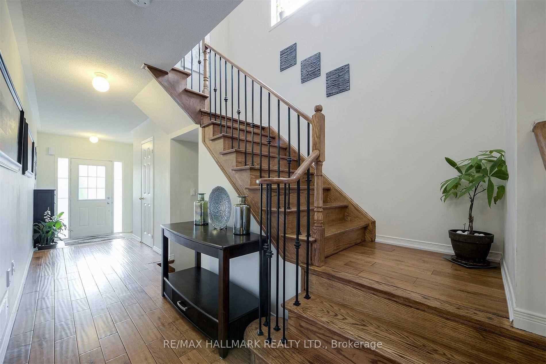 Photo 13 of 309 Golden Orchard Road, Vaughan, Patterson — HOMEH