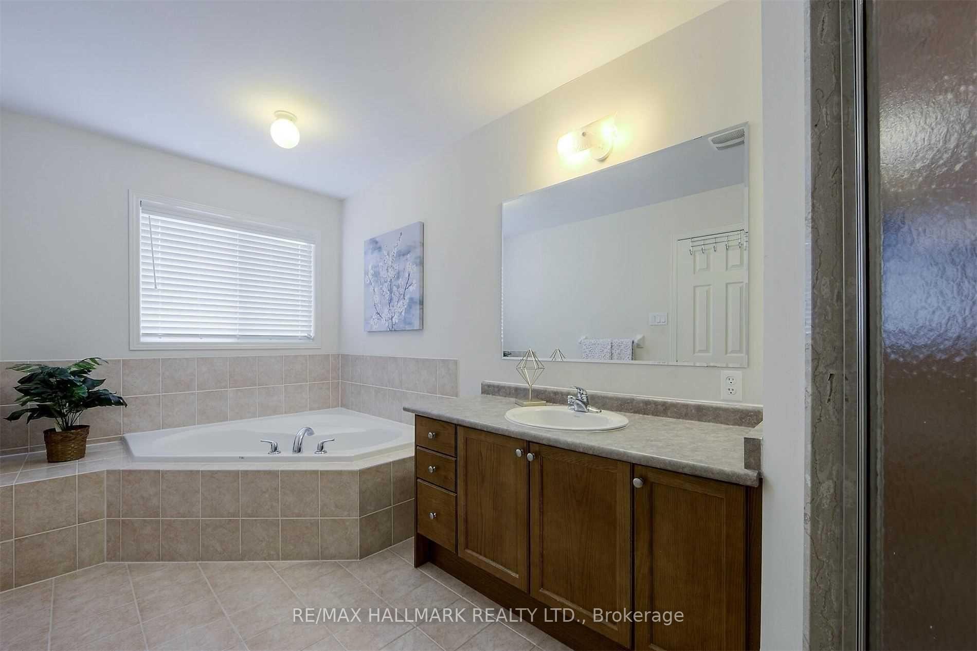 Photo 19 of 309 Golden Orchard Road, Vaughan, Patterson — HOMEH