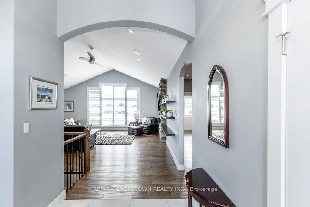 Photo 4 of 25 Mennill Drive, Springwater, Snow Valley — HOMEH