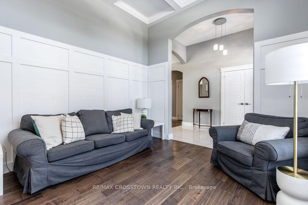 Photo 5 of 25 Mennill Drive, Springwater, Snow Valley — HOMEH
