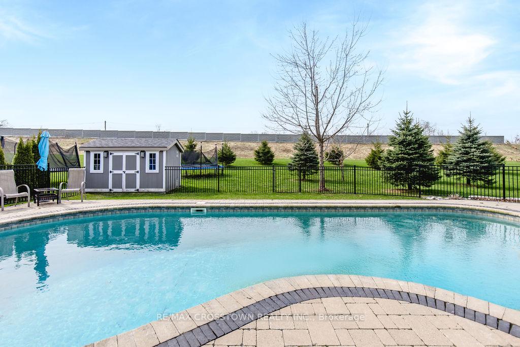 Photo 42 of 25 Mennill Drive, Springwater, Snow Valley — HOMEH