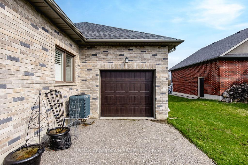 Photo 44 of 25 Mennill Drive, Springwater, Snow Valley — HOMEH