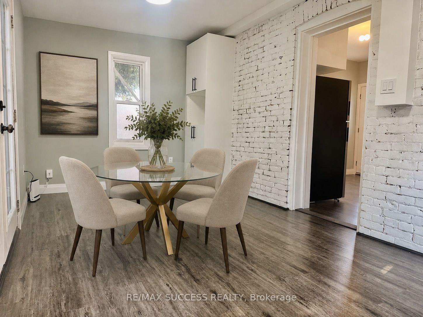 Photo 12 of 21 Webling Street, Brantford, Eagle Place East — HOMEH