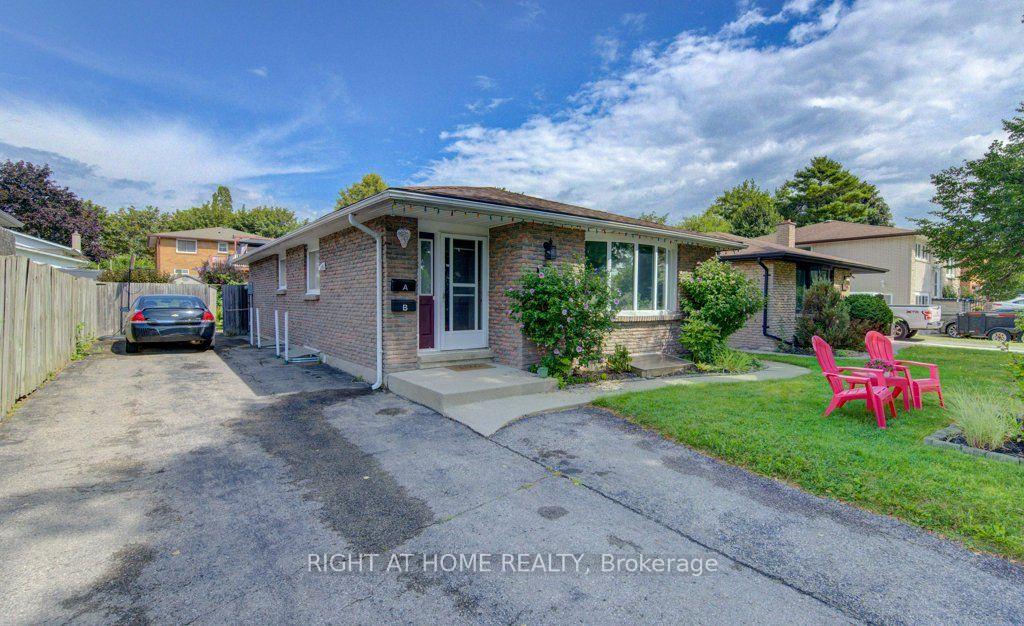 Photo 47 of 204 Holborn Drive, Kitchener, Heritage Park - Kitchener — HOMEH