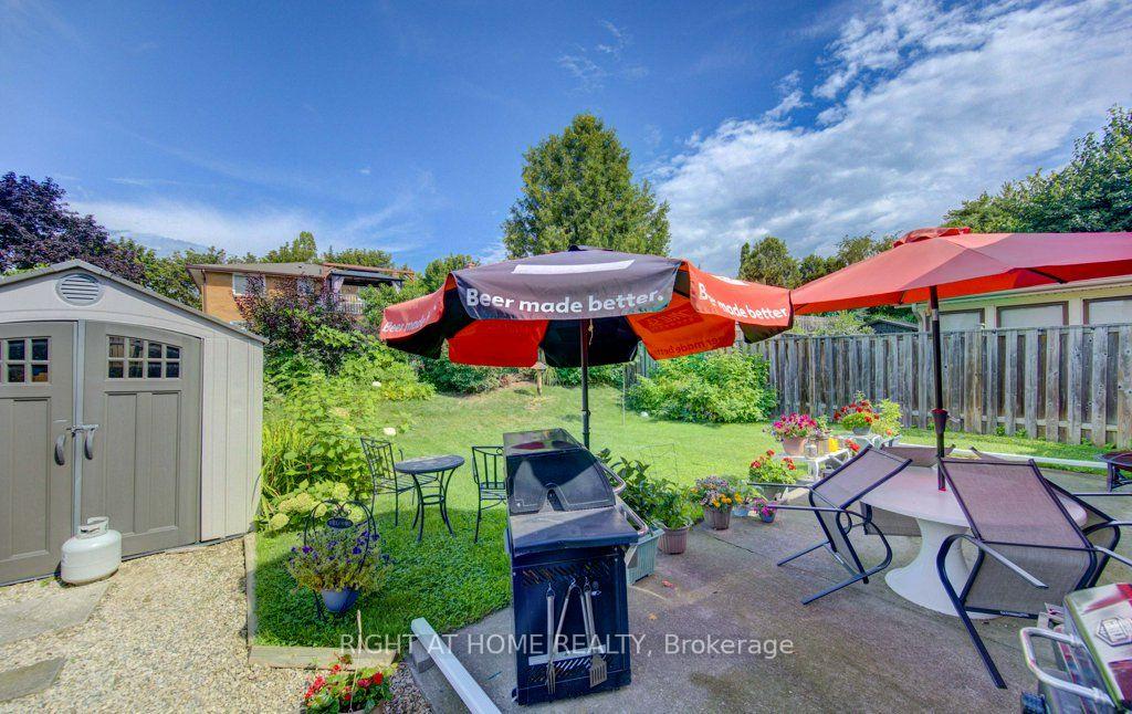 Photo 49 of 204 Holborn Drive, Kitchener, Heritage Park - Kitchener — HOMEH