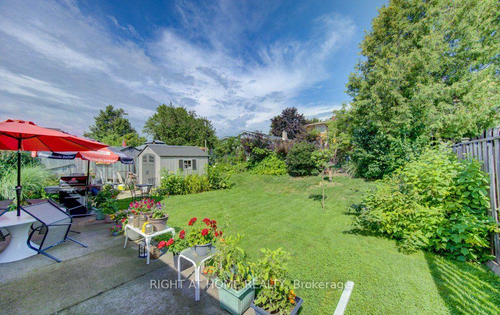 Photo 50 of 204 Holborn Drive, Kitchener, Heritage Park - Kitchener — HOMEH
