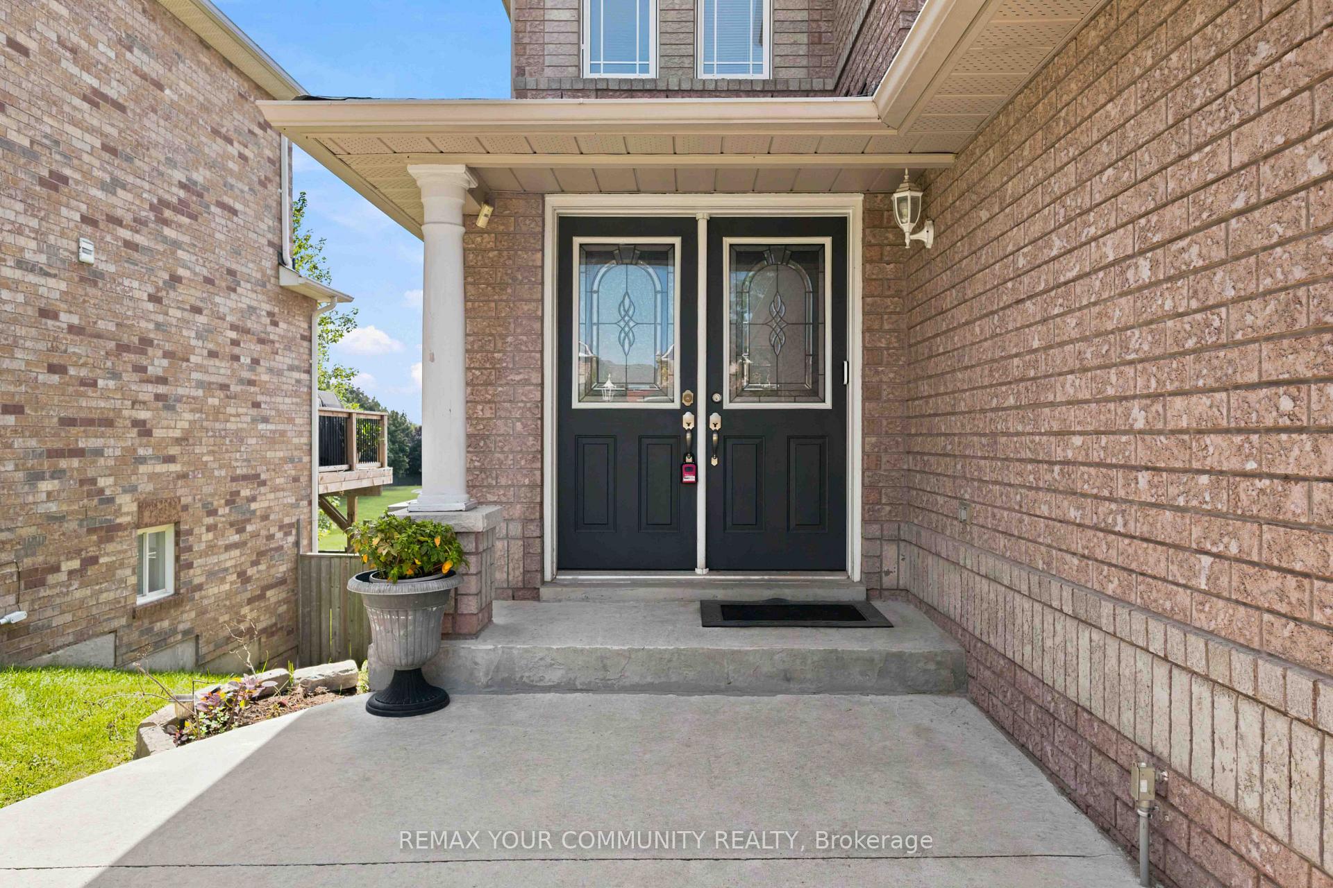 Photo 3 of 78A Kerfoot Crescent, Georgina, Keswick North — HOMEH