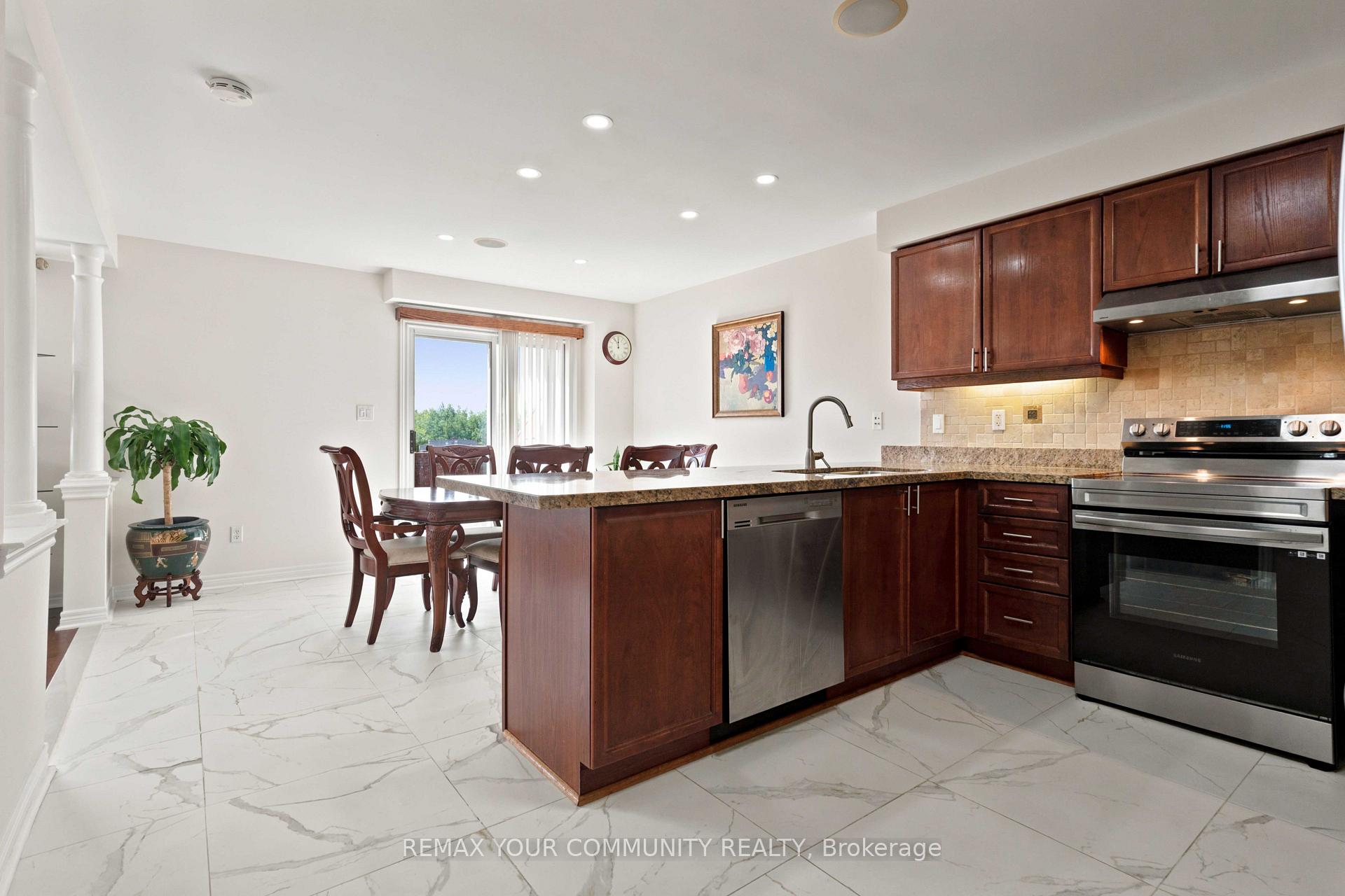 Photo 9 of 78A Kerfoot Crescent, Georgina, Keswick North — HOMEH