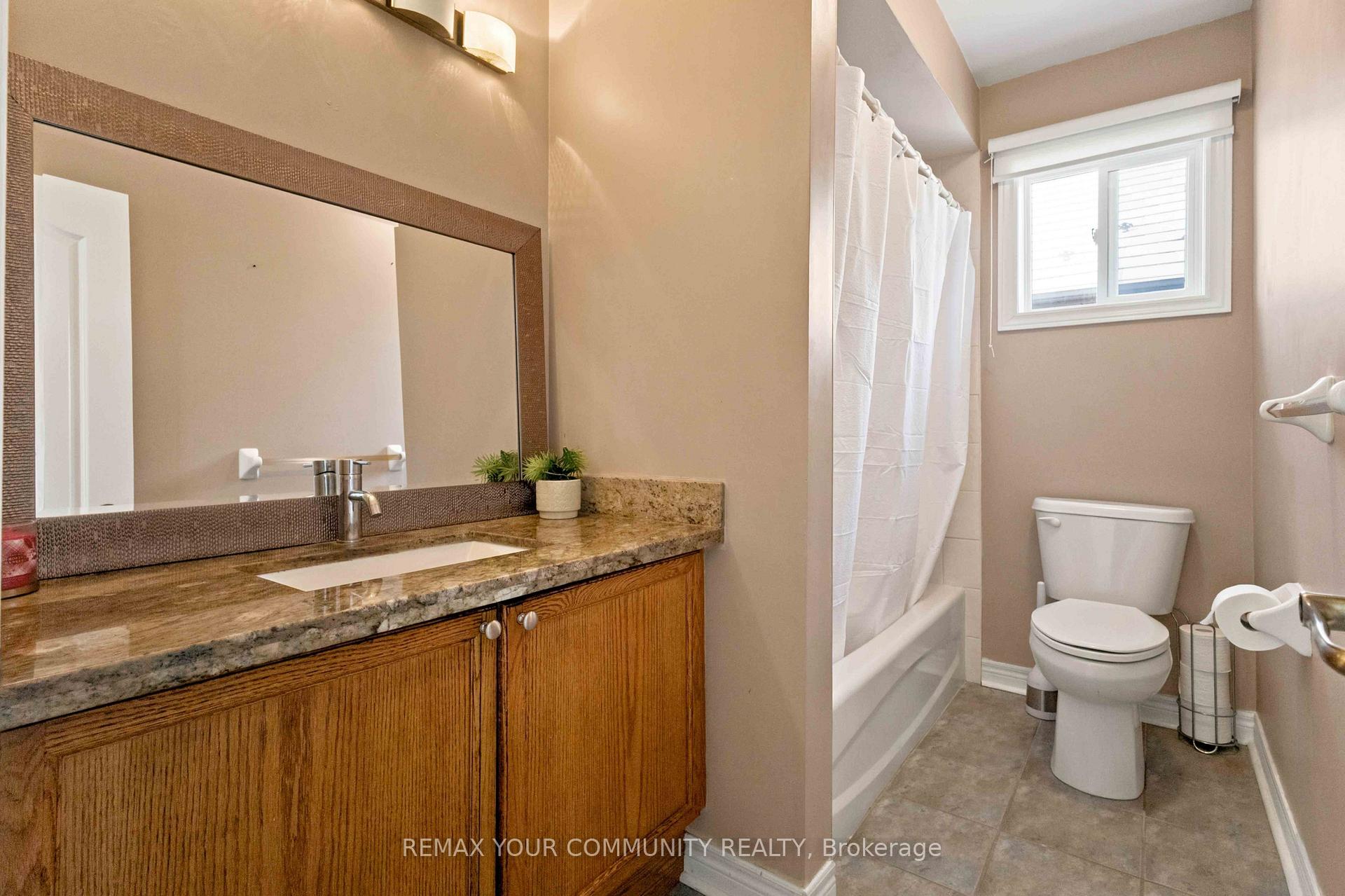 Photo 30 of 78A Kerfoot Crescent, Georgina, Keswick North — HOMEH