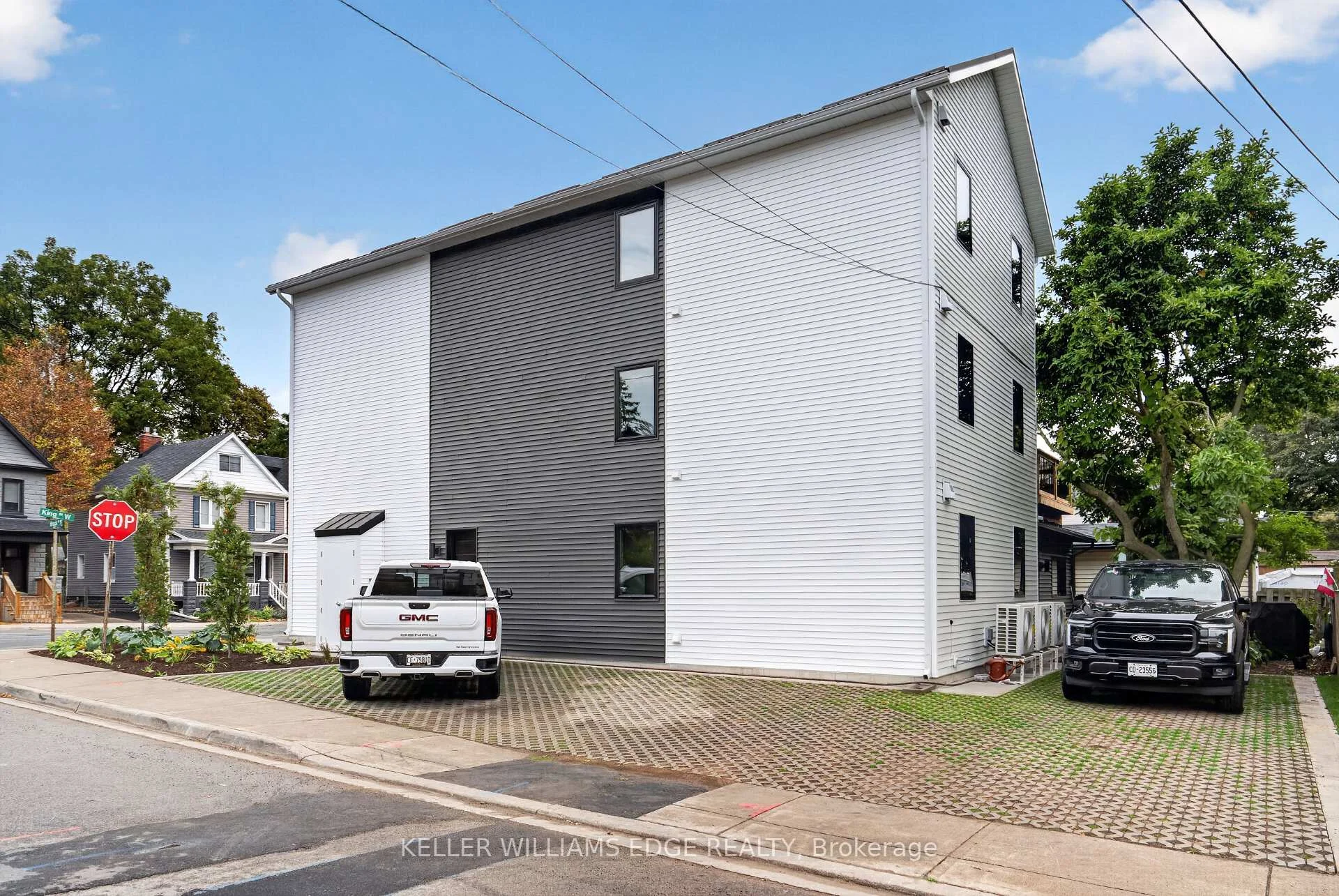 Photo 43 of Unit 3, 332 King Street W, Hamilton, Dundas — HOMEH