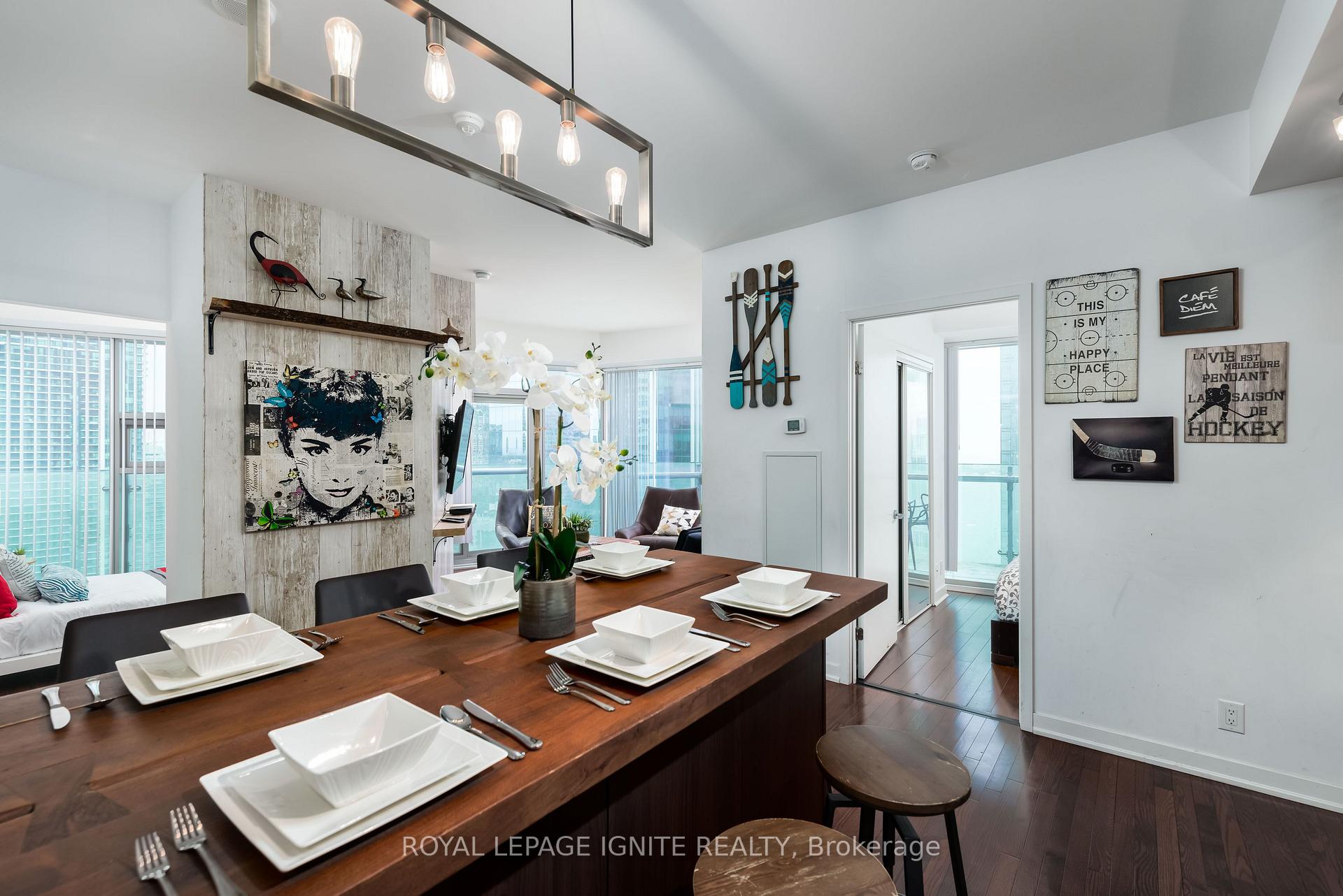 Photo 5 of Unit 3303, 14 York Street, Toronto, Waterfront Communities — HOMEH