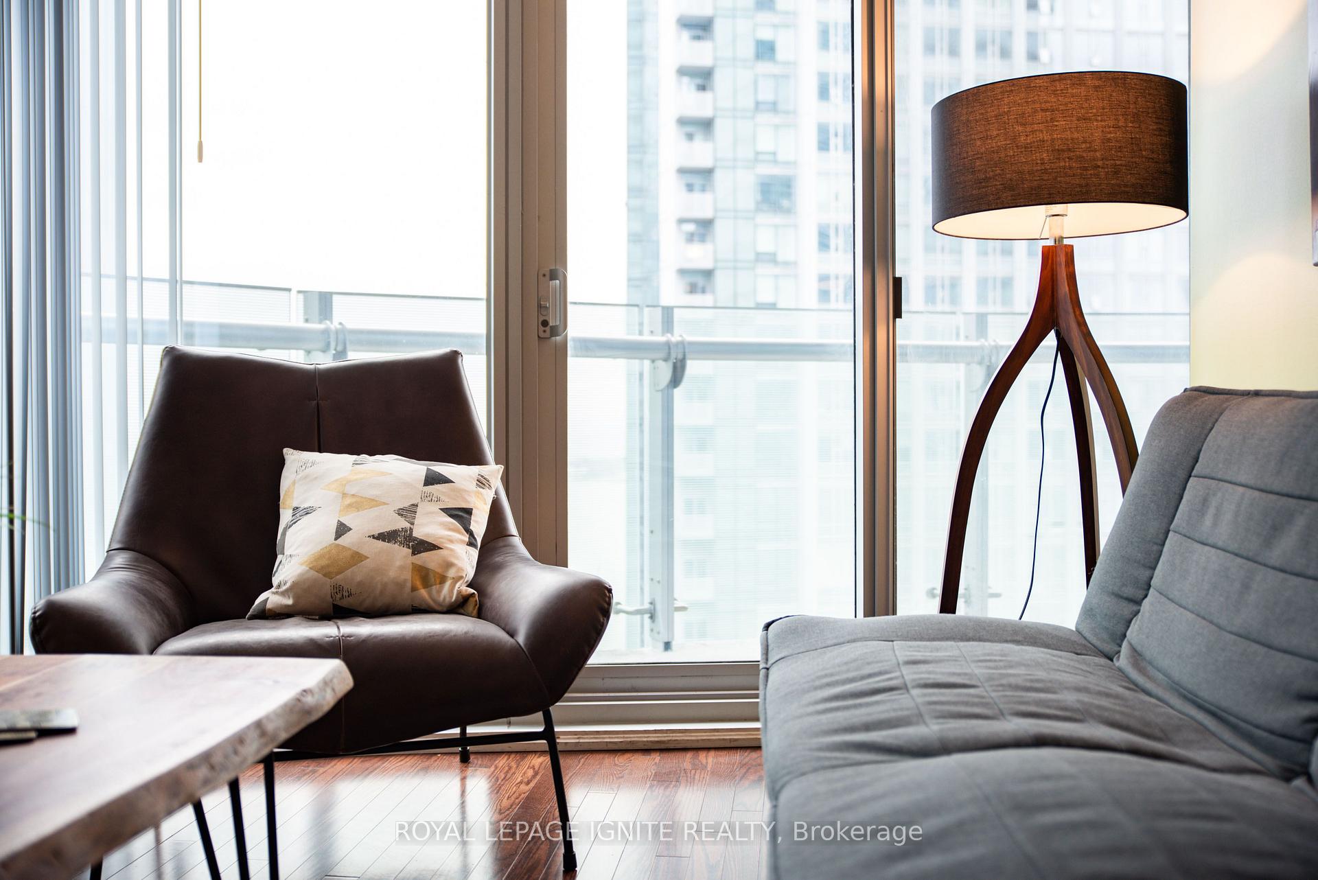 Photo 38 of Unit 3303, 14 York Street, Toronto, Waterfront Communities — HOMEH