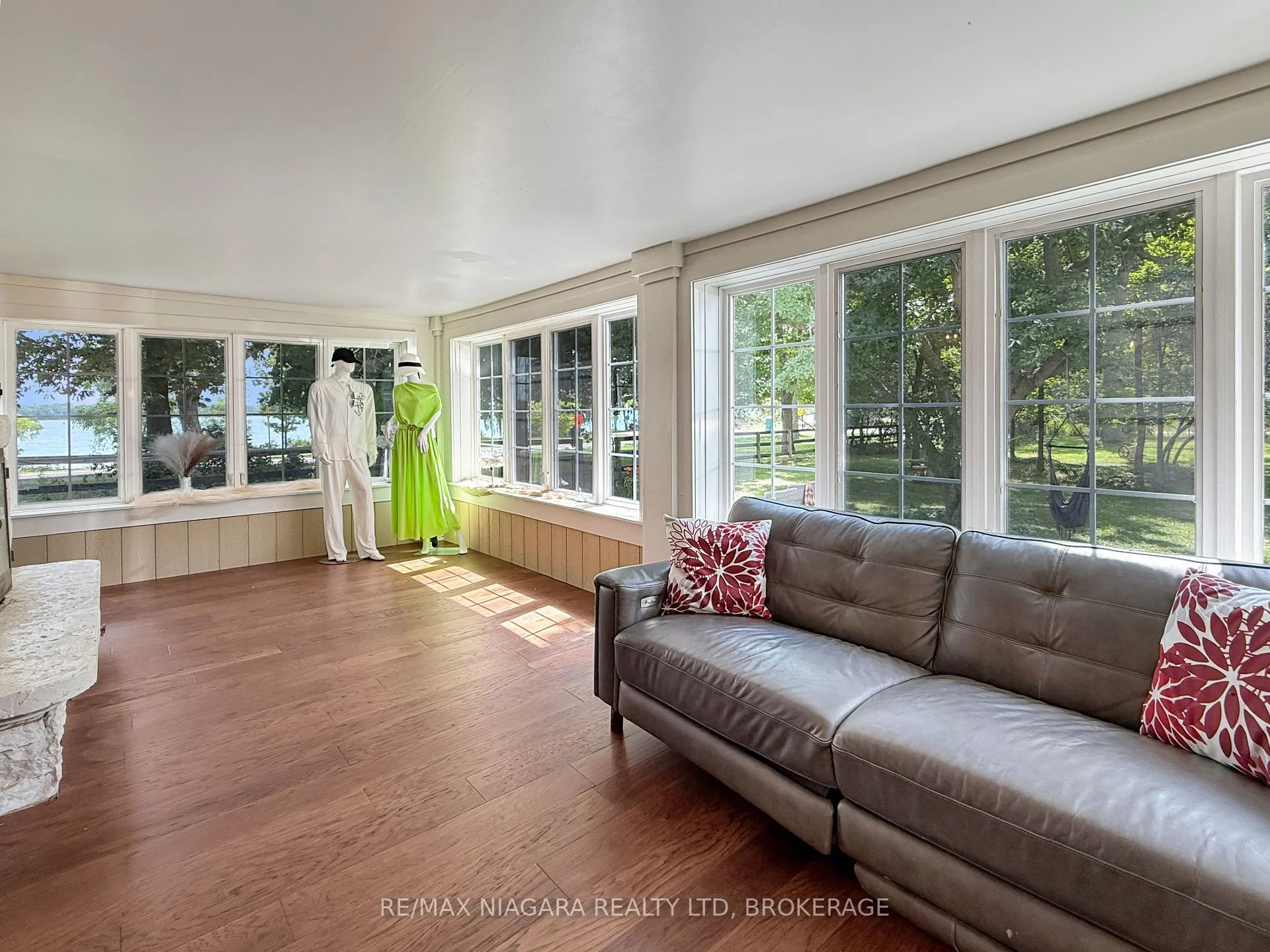 Photo 8 of 13693 Niagara River Parkway, Niagara Falls, Lyons Creek — HOMEH