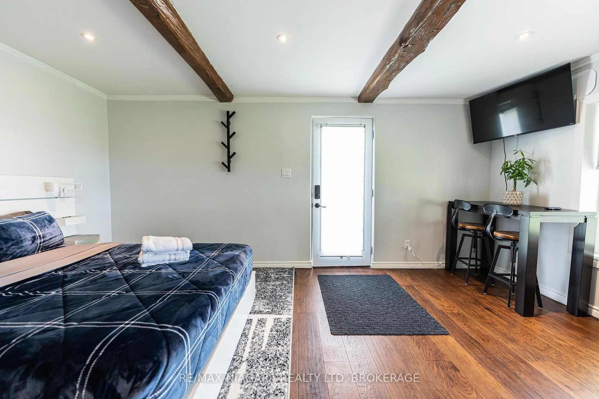 Photo 63 of 13693 Niagara River Parkway, Niagara Falls, Lyons Creek — HOMEH