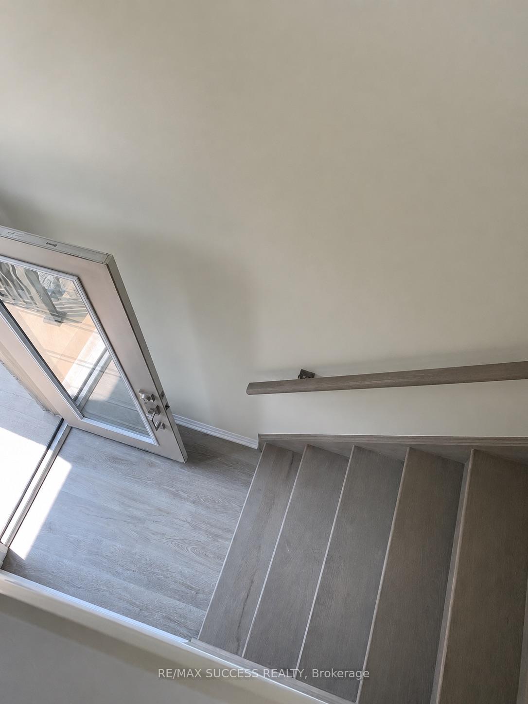 Photo 1 of Unit 54, 185 Bedrock Drive, Hamilton, Stoney Creek Mountain — HOMEH