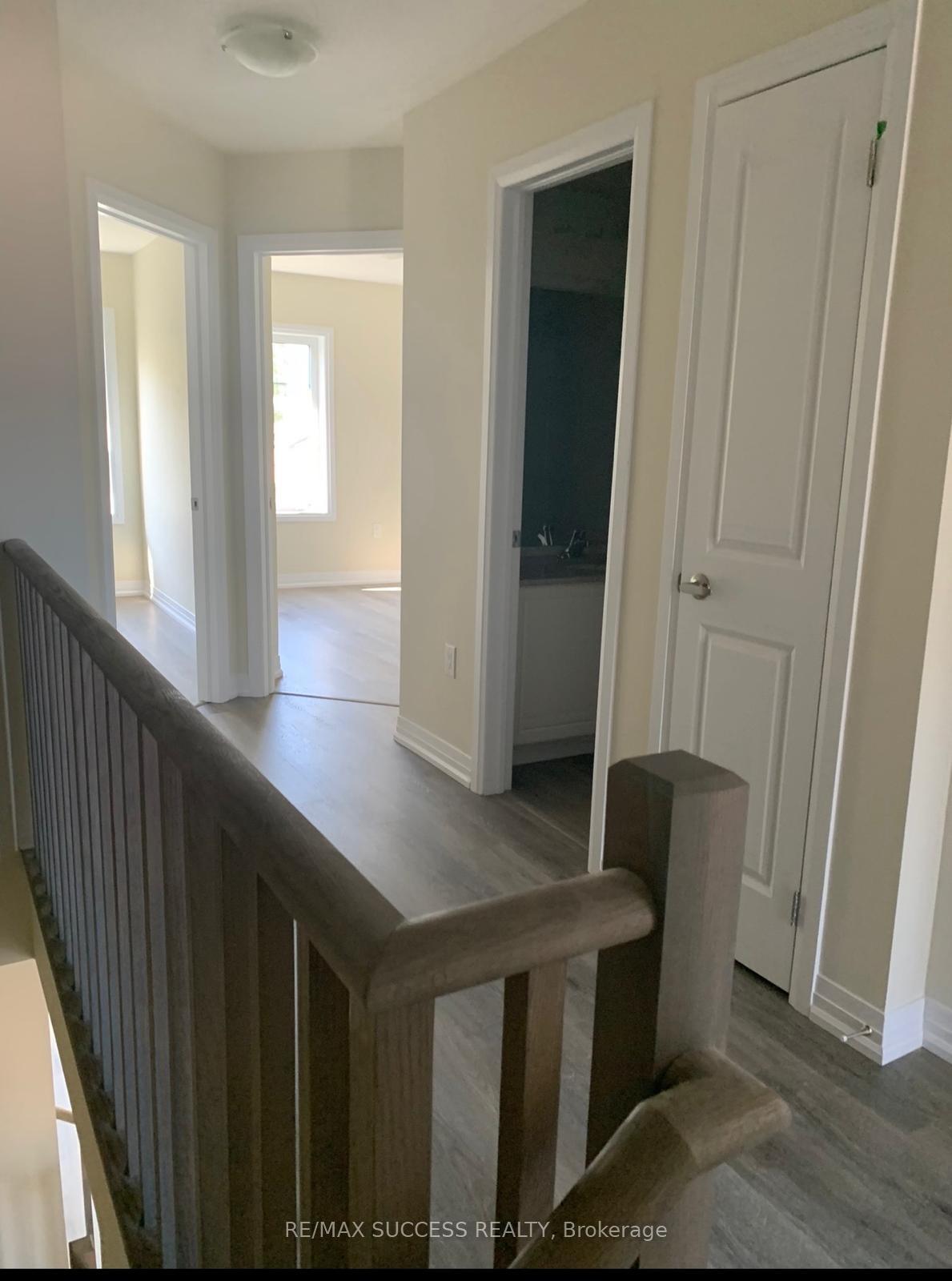Photo 6 of Unit 54, 185 Bedrock Drive, Hamilton, Stoney Creek Mountain — HOMEH