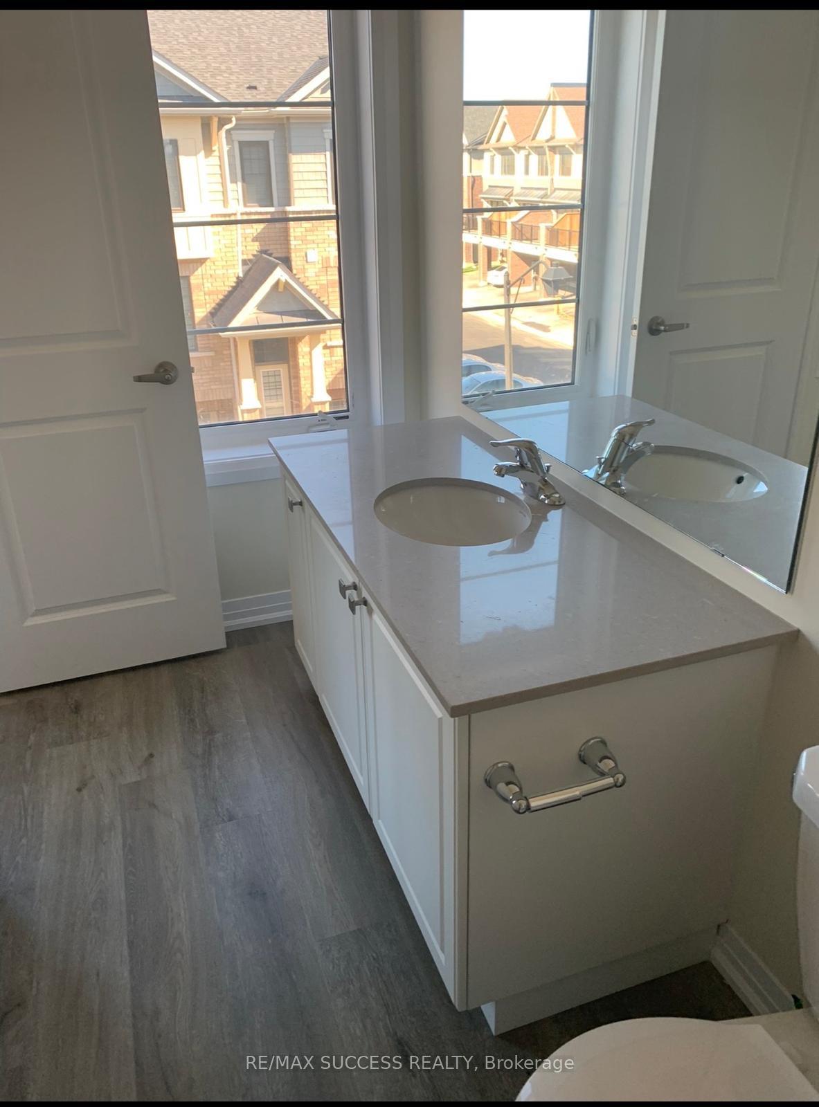 Photo 13 of Unit 54, 185 Bedrock Drive, Hamilton, Stoney Creek Mountain — HOMEH