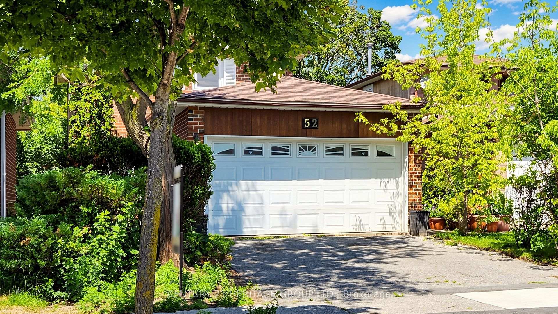 Photo 2 of 52 Lund Street, Richmond Hill, North Richvale — HOMEH
