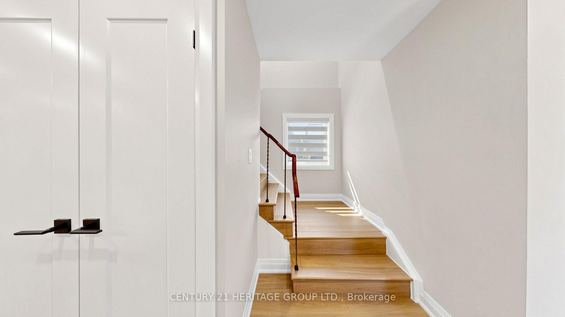 Photo 12 of 52 Lund Street, Richmond Hill, North Richvale — HOMEH